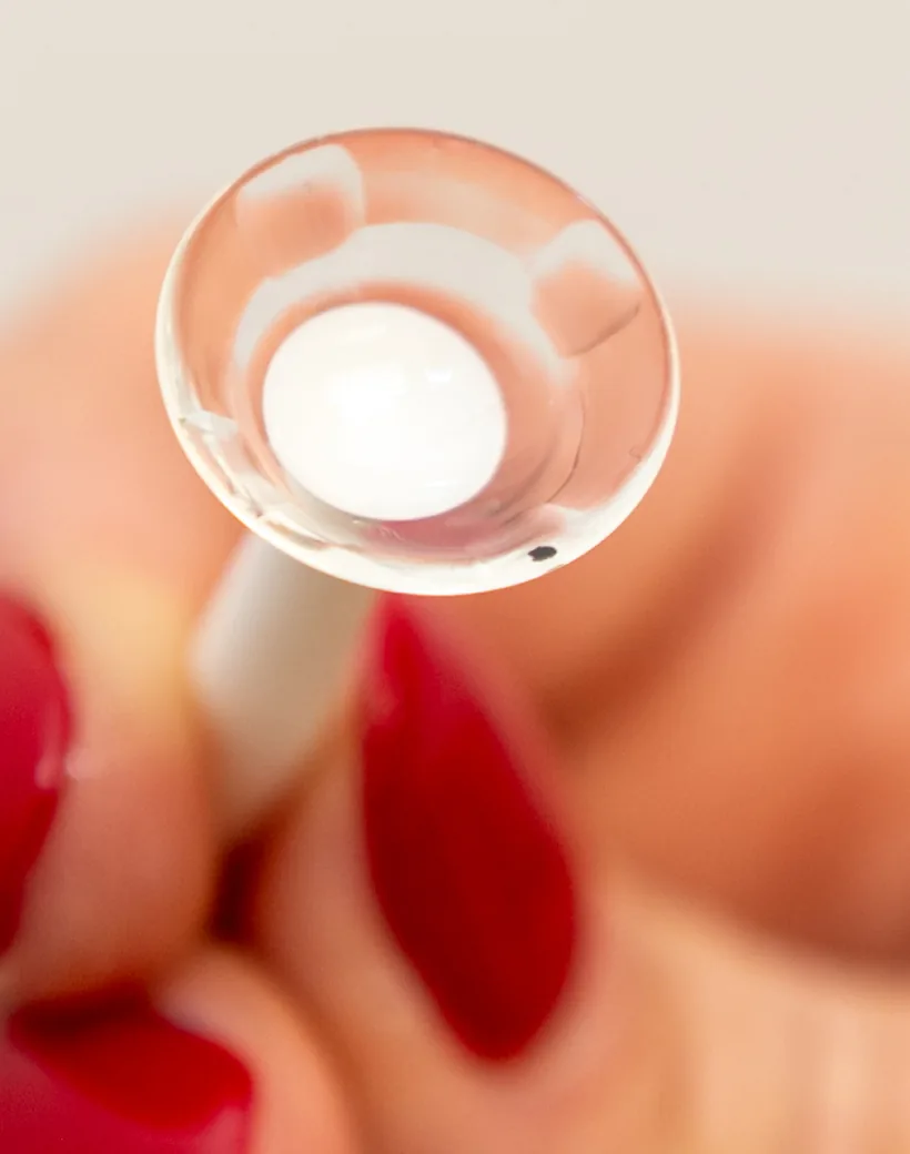 Custom scleral contact lens resting on sterile applicator